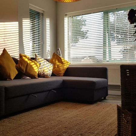 Appartement New Contemporary Flat Minutes From Airport & Nec à Marston Green Extérieur photo
