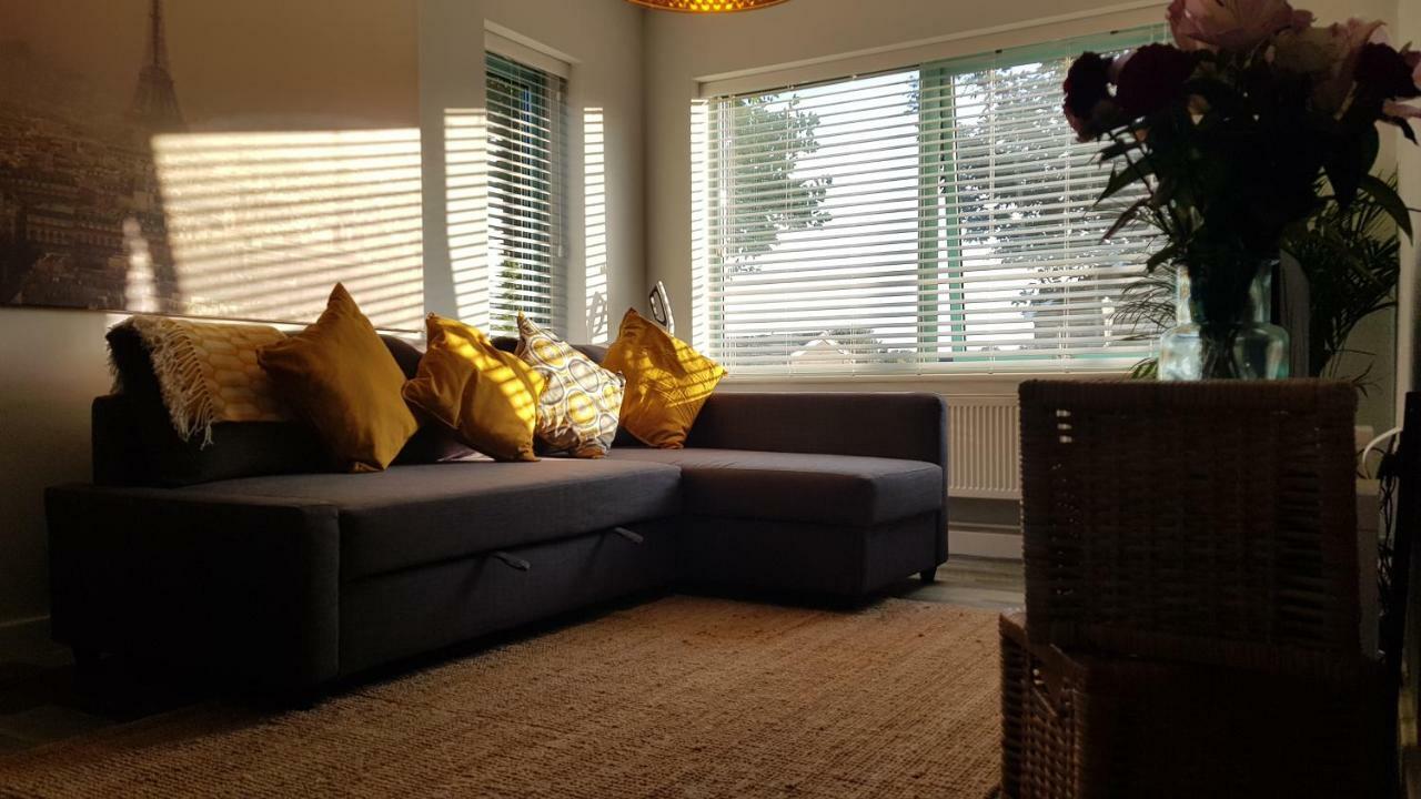Appartement New Contemporary Flat Minutes From Airport & Nec à Marston Green Extérieur photo